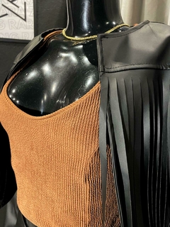 Conjunto Jaqueta e Saia Courino com Franjas - comprar online
