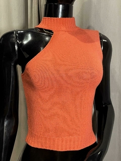 Cropped Modal Regata Gola Alta com Cortes