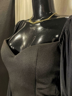 Vestido Curto Decote Coração com Mangas em Tule - comprar online