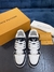 Tênis LOUIS VUITTON Trainer na internet