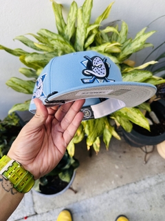 5950 De los Ducks 7 1/8 - Weird-Cap