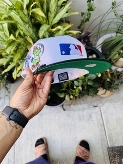 5950 De las Mascotas liga Americana 7 1/2 - Weird-Cap