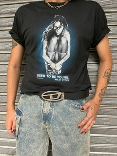 REMERA MILEY CYRUS VOL.2 - Tienda4Elements