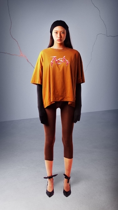 CAMISETA BOX LOGO (brown) - ASH Stup Company