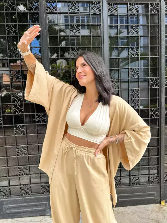 Kimono Com Fenda Macadâmia