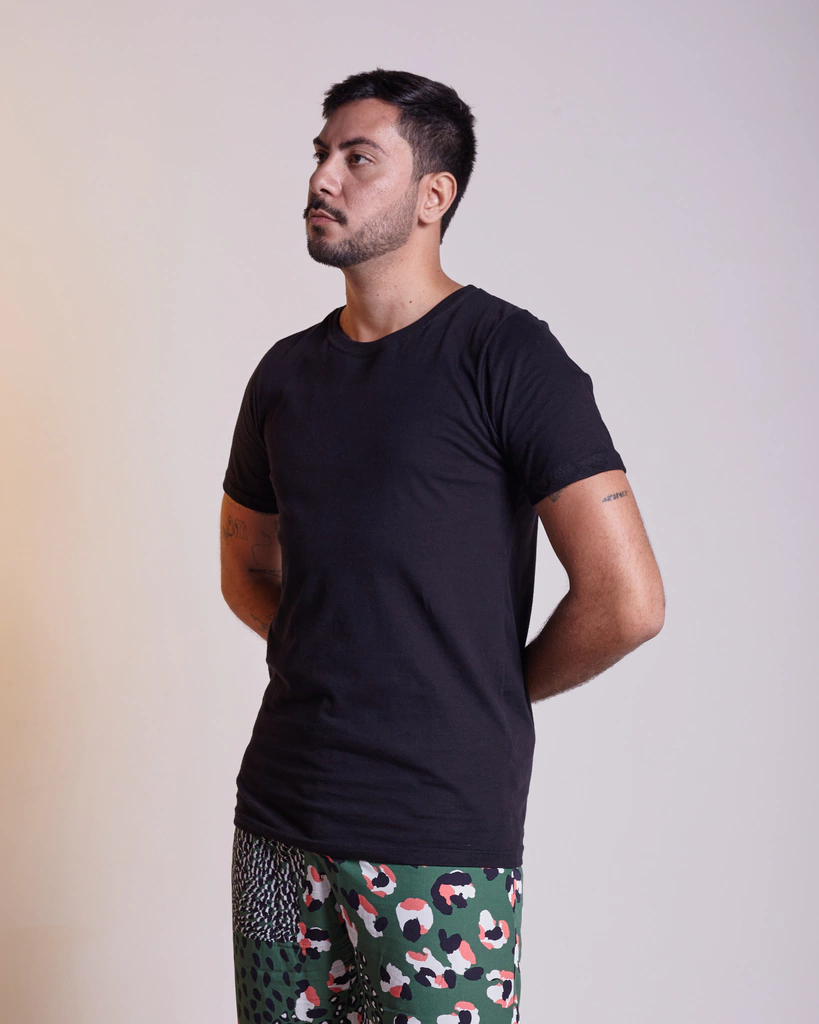 t-shirt soft preta