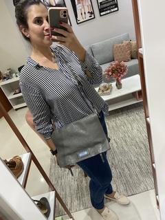 PRADA ETIQUETTE CINZA - BAZZARZIN