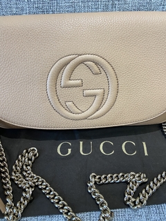 GUCCI - SOHO CHAIN BEGE - comprar online