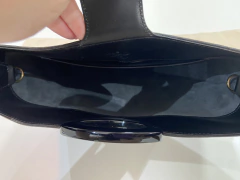 LOUIS VUITTON - REVERIE na internet