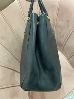 PRADA GALLERIA LARGE PRETA - BAZZARZIN