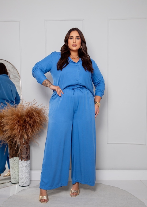 Conjunto Liso Calça Pantalona e Camisa com Botão Encapado (GG) - comprar online