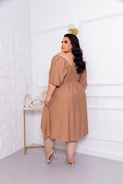 Vestido Curto Reto Liso (G2) na internet