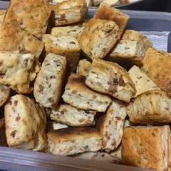 Bizcochos con Chicharrón x 250 gs. - Nuestros Sabores