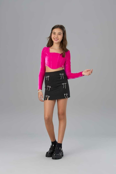 Saia preta com Lacinho Vanilla Cream.