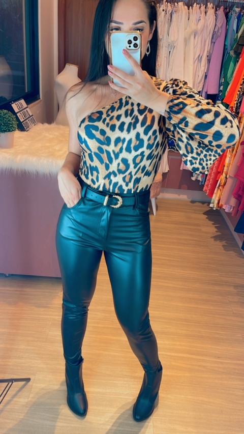 Calça Couro Fake PU Botões