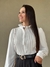 Camisa Crepe Estér com detalhes em Guipir Branca - Las Divas Boutique