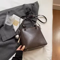Bolsa tote pequena estruturada feminina com alça na internet