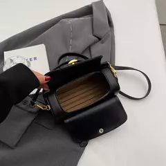 Imagem do Bolsa baguete estruturada feminina