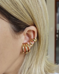 Piercing Fake Tina na internet