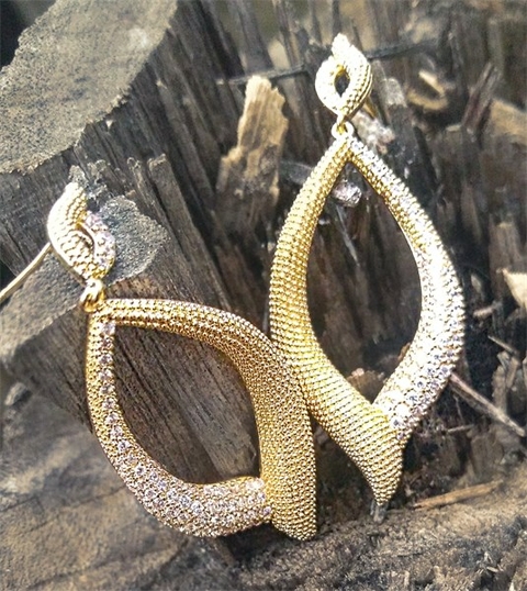 Brinco Zircônias Louise