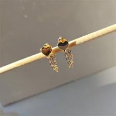 Brinco Coração Correntinha Banhado a Ouro