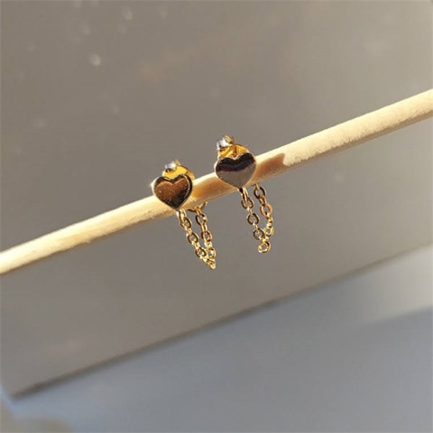 Brinco Coração Correntinha Banhado a Ouro