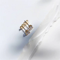 Brinco Ponto de Luz 4 Garras - comprar online