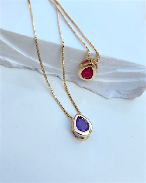 Colar Gota Cravação Inglesa Cherry