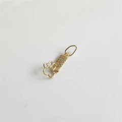 Colar Pingente Cravejado Patinha Banhado a Ouro