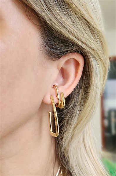 Argola Anzol Média Banhada a Ouro