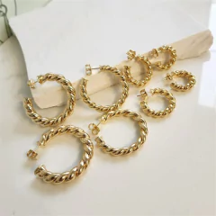 Argola Rosca Aberta 7mm Banhada a Ouro - comprar online
