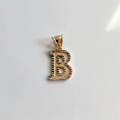 Pingente Inicial Diamantada Banhada a Ouro - loja online