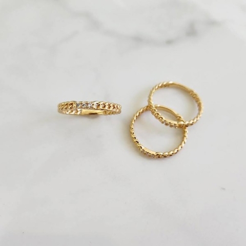 Anel Aparador Corrente Zircônias Banhado