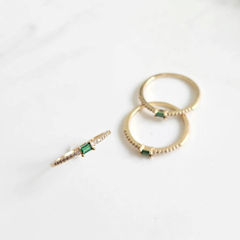 Anel Cravejado Baguete Aurea Banhado na internet