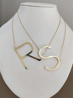 Colar Inicial Inclinada