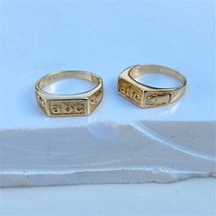 Anel ABC Reto Banhado a Ouro - Alisma Semijoias