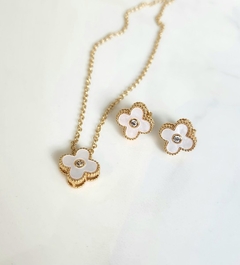 Colar Flor Zircônia Alhambra Virgínia Charm Banhado - comprar online