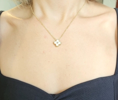 Colar Flor Zircônia Alhambra Virgínia Charm Banhado na internet