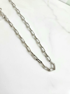 Choker Elos Quadrados Banhada a Ródio