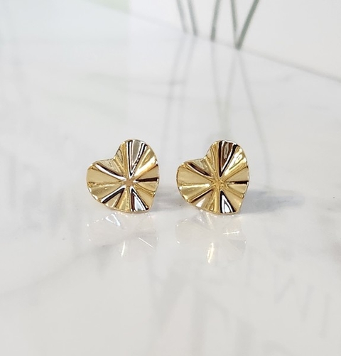 Brinco Coração Reflexo Banhado a Ouro