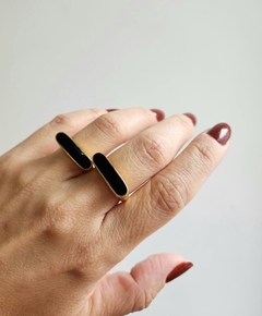 Anel Obsidiana Vertigem Banhado a Ouro - comprar online