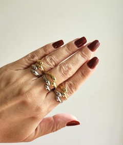 Anel Fluxo Vertigem Banhado a Ouro - comprar online