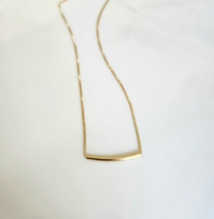 Colar Minimalista Tubo Vertigem Banhado a Ouro