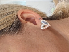 Brinco Coração Boleado Medio Vertigem Charm Banhado na internet