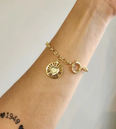 Pulseira Medalha Coração Vertigem Charm Banhado