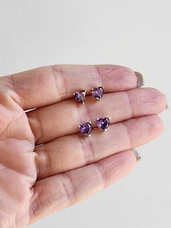 Brinco Coração Pedra Lavanda Charm Banhado - comprar online
