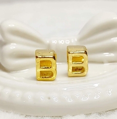 Berloque Inicial Banhado a Ouro - comprar online