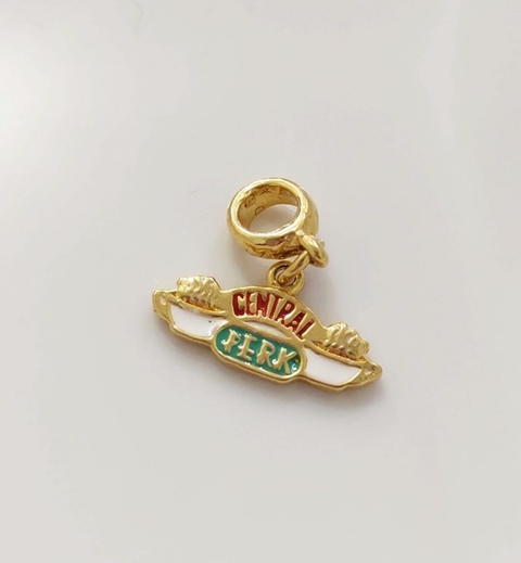 Berloque Central Perk Cafe Friends Banhado Ouro