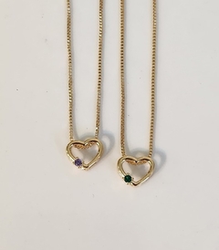 Colar Coração Vazado Solitário Banhado a Ouro