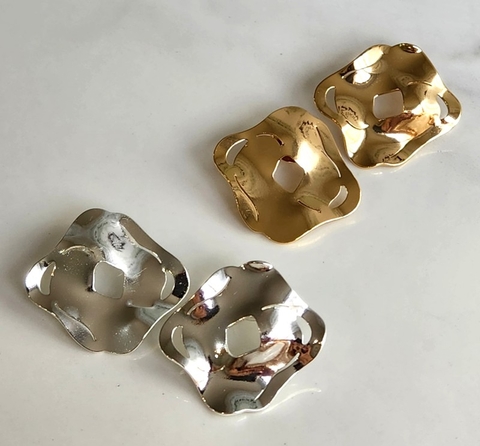 Brinco Orgânico Sonoro Charm Banhado